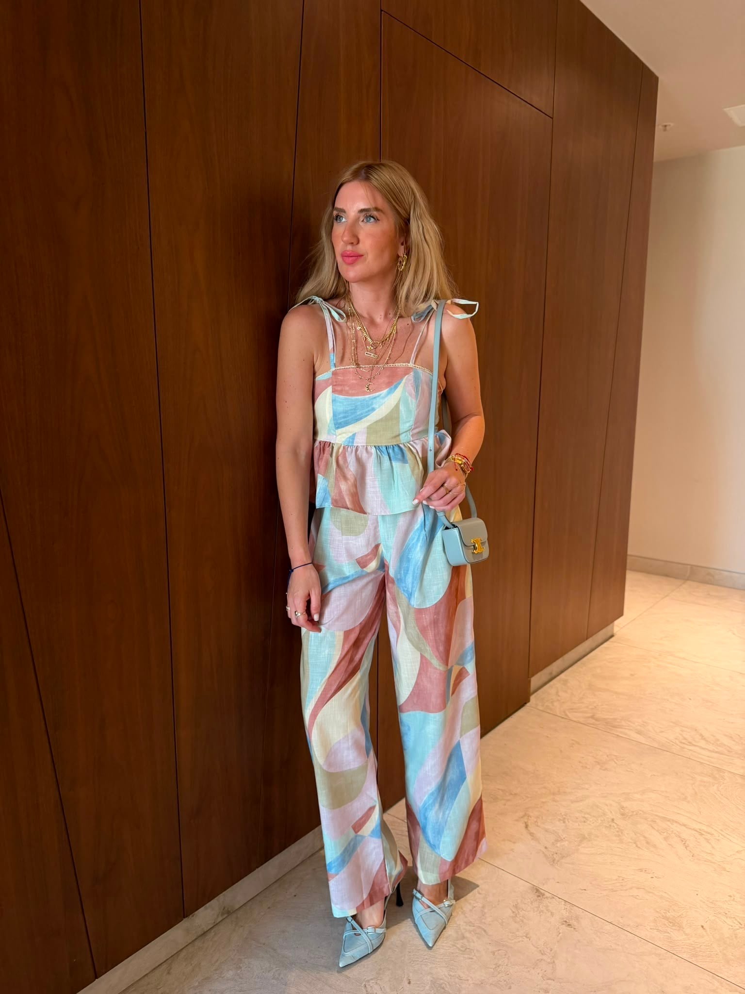 Orijinal Model , Pastel Desenli , Bluz & Pantolon Takım