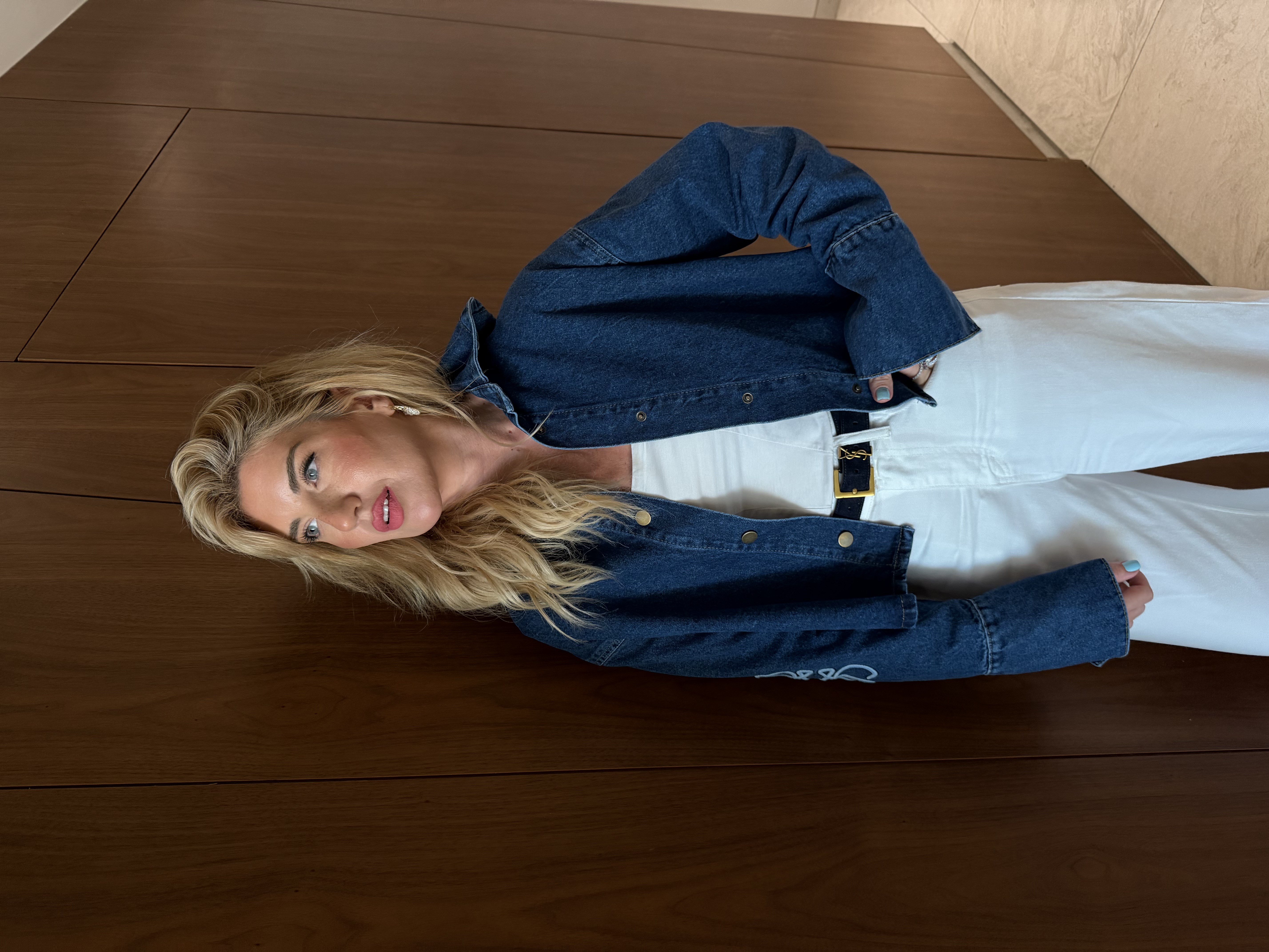 Lacivert, Orijinal Model Kolu Nakış İşlemeli , Kapüşonlu , Premium Jean Ceket
