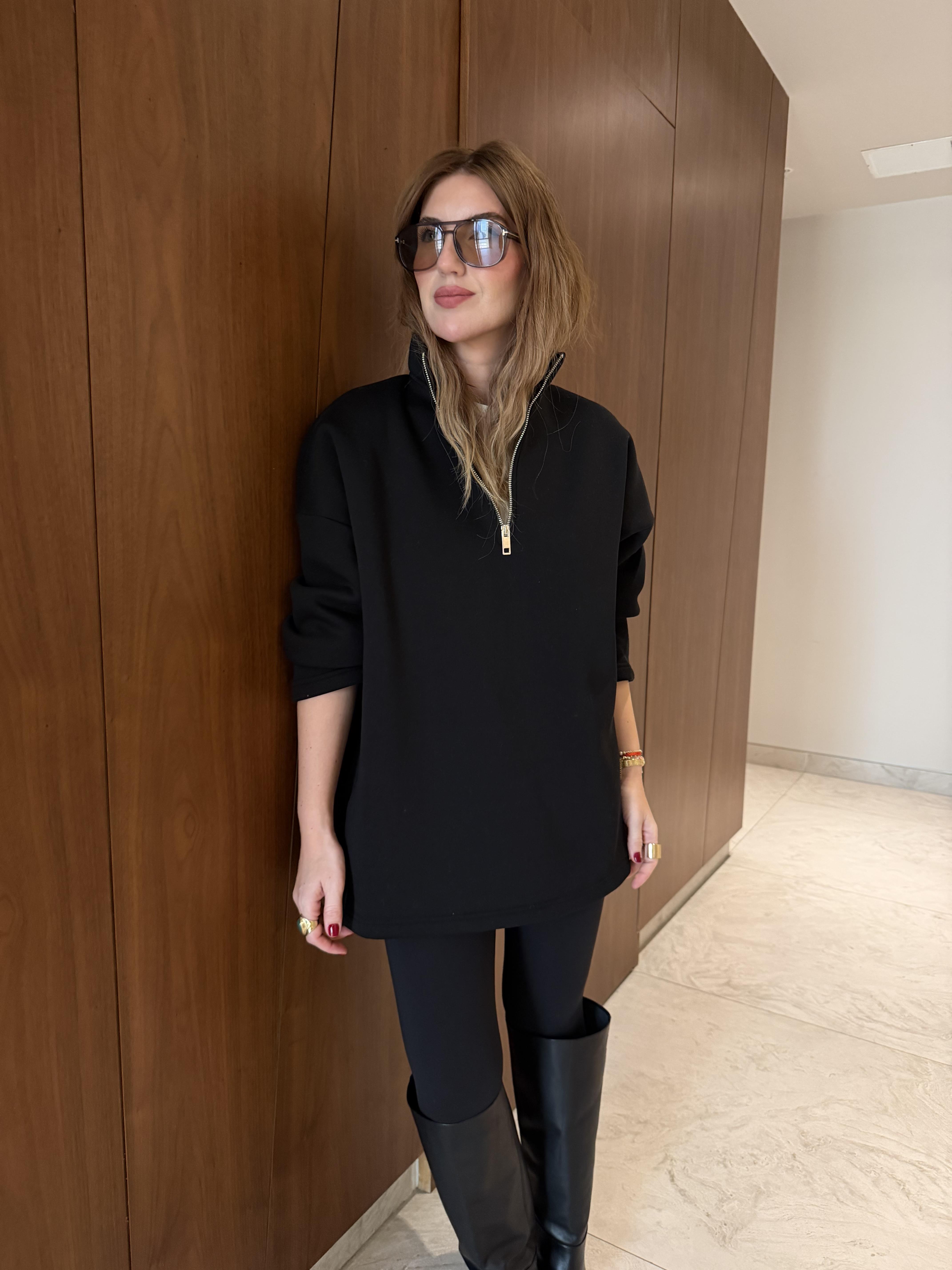 Yarım Fermuarlı , Yumuşacık , Siyah Sweatshirt