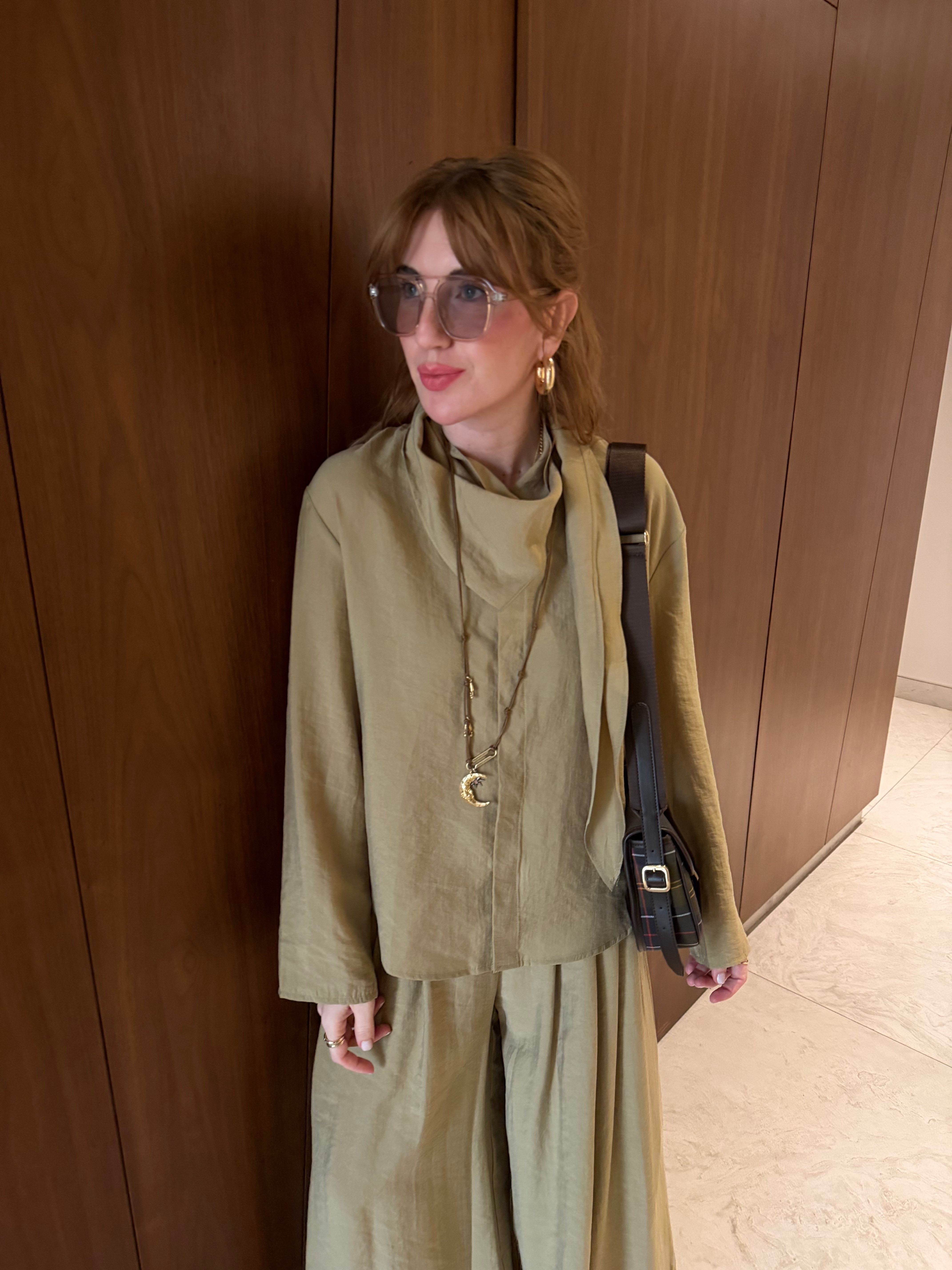 Yağ Yeşili Orijinal Model Fular Yakalı Gömlek & Pantalon Premium Tencel Takım