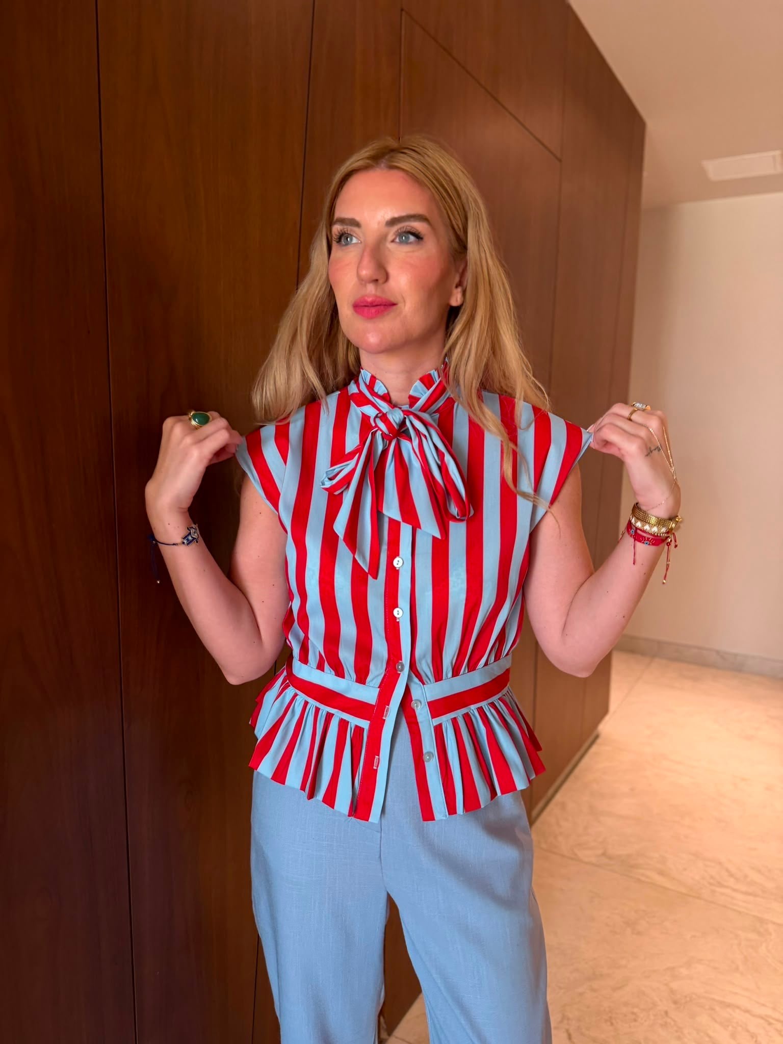 Orijinal Model , Kırmızı & Mavi Çizgili , Fularlı Gömlek