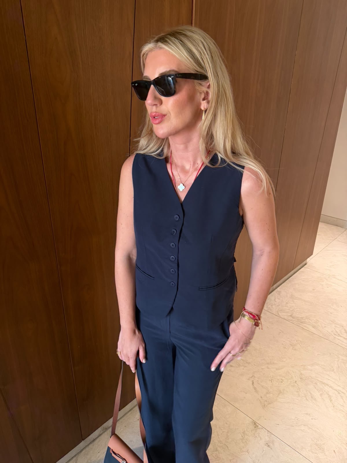Arkası Güpürlü Yelek & Pantolon , Lacivert Tencel Takım