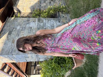 Önü Taşli , Önden Büzgülü , Pembe Şal Desenli , İthal Elbise