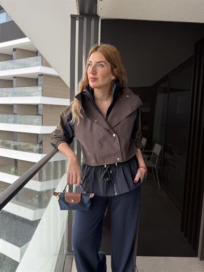 Orijinal Model , Haki Trenç Detaylı , Lacivert Takım