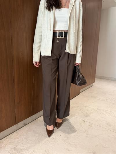 Büyük Kemerli , Acı Kahve Pantolon