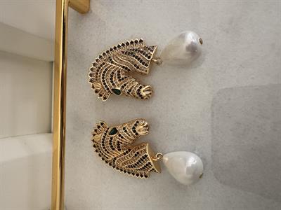 Gold Kaplama , Zirkon Taşlı , At Formu İnci Küpe