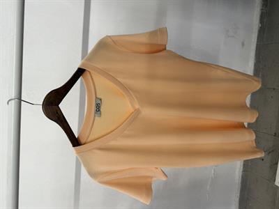 Orijinal Marka %100 Cotton Kayısı Rengi V Yaka T-shirt