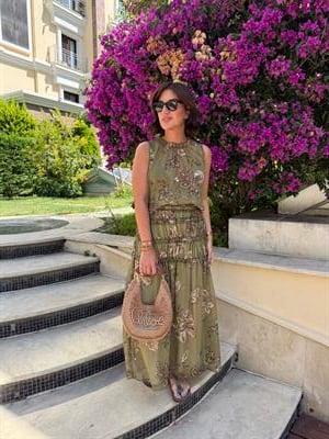 Orijinal Model , Çiçek Desenli , Büzgü Detaylı , Tasarım , Etek & Bluz Takım