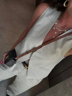 Gizli Düğmeli , Premium , Bej Keten Takım