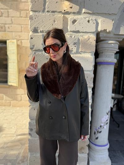 Yakası Çıkabilir Kürklü , Acı Kahve , Kruvaze Deri Mont