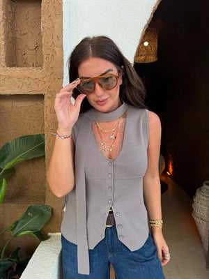 Yakası Dantelli , Fularlı , Likralı , Vizon Merserize Yelek