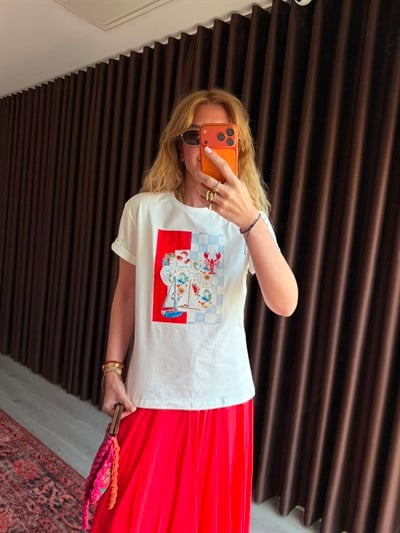 Orijinal Marka , Yengeç Motifli , Taşlı Ekru T-shirt