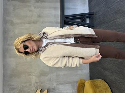 Orijinal Model Kadife Detaylı Peluş Mont