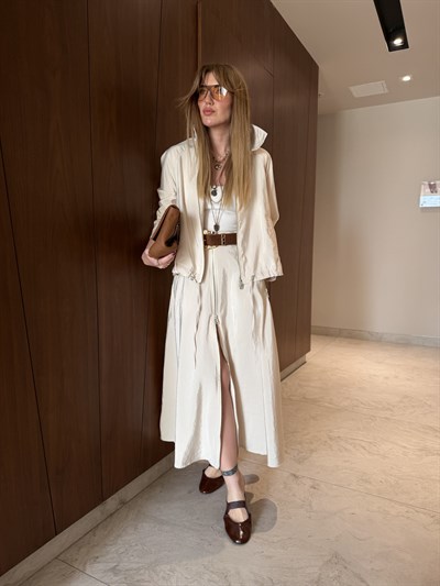 Orijinal Model , Teknik Kumaş , Önden Fermuarlı , Bej Etek & Ceket Takım