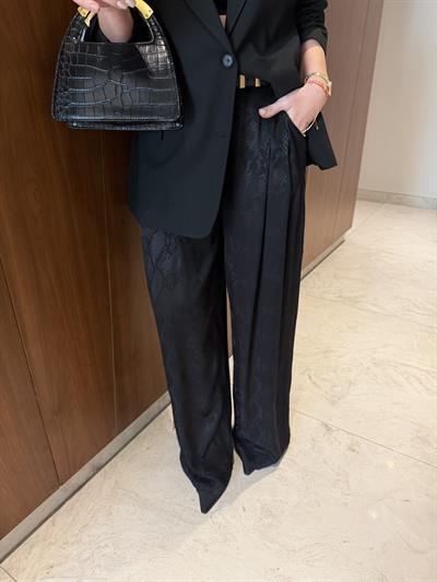 Crocodile Desenli , Siyah Mat Saten Pantolon