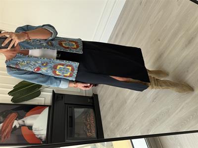 Pile Detaylı, Kemerli, Yırtmaçlı Lacivert Etek