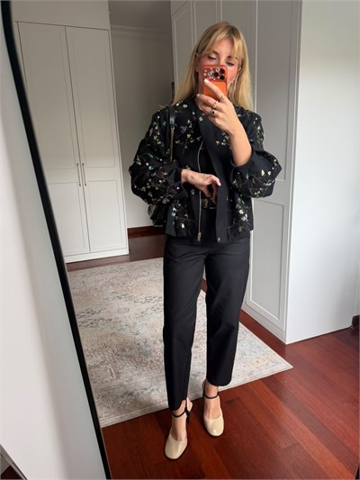 Orijinal Model , Asimetrik Kesim , Siyah Havuç Pantolon