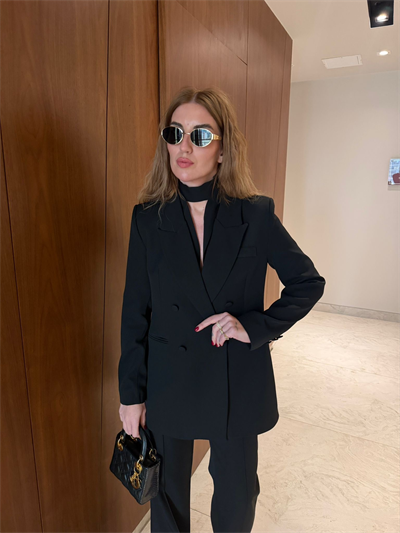 Kuşaklı , Siyah Smokin Takım