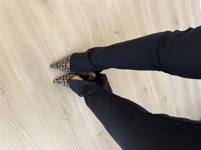 Bir Beden İncelten , Lacivert , Yırtmaçlı Paça Pantolon