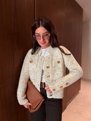 Gold Düğmeli, Parıltılı Ekru Premium Triko Ceket