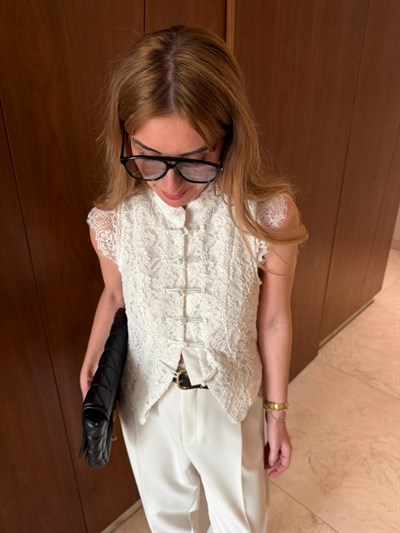 Orijinal Model , Önü ve Arkası Komple Dantelli , Beyaz Bluz