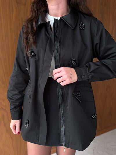 Orijinal Model , Deri Yakalı , Taş İşlemeli , Premium Siyah Mont