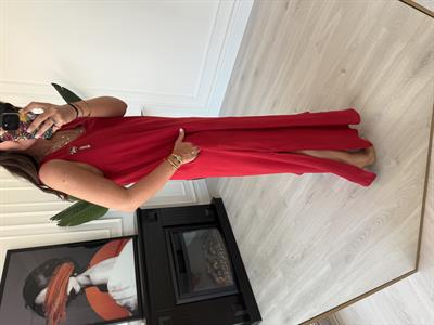 Yakası Taş İşlemeli , V Yaka , Kırmızı Elbise