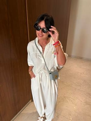 Beli Lastikli , V Yaka , Tencel Keten , Ekru Takım