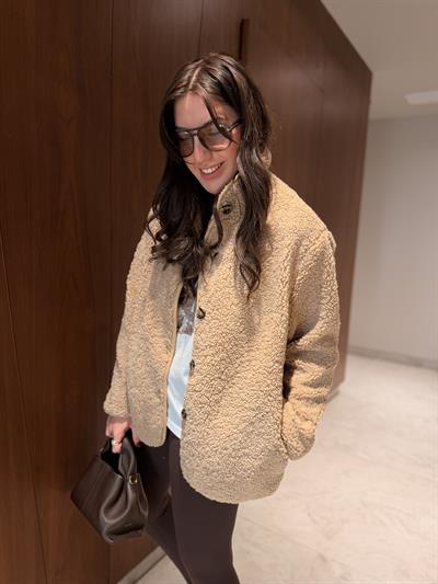 Oysh Model , Camel Teddy Mont