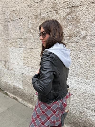 Çıkabilir Kapişonlu , Siyah Deri Ceket