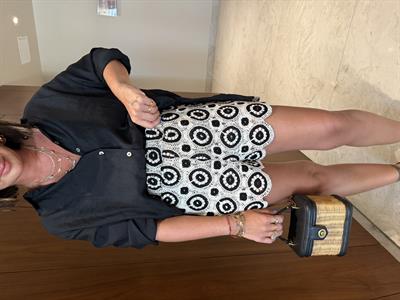 Beli Lastikli , Siyah & Beyaz Dantelli , Şehir Boy Şort