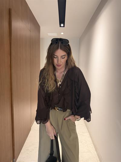 Orijinal Model , Acıkahve , Fırfırlı , Gömlek Bluz