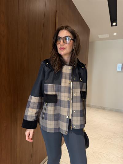 Orijinal Model , Kadife Detaylı , Lacivert Ekoseli , Tasarım Trençkot