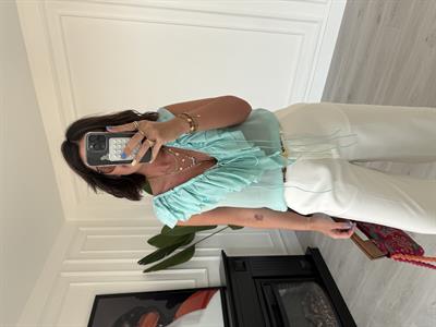 Fırfır Detaylı , Premium Seri , Su Yeşili , Kolsuz Bluz