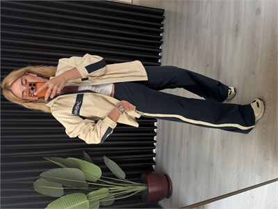 Orijinal Model , Logo Nakışlı , Bej Ceket Takım