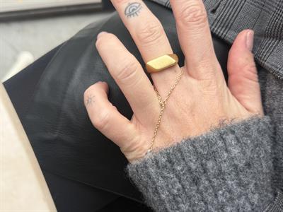 Mat Gold , Asimetrik Dikdörtgen Yüzük