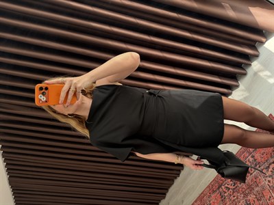 Orijinal Model , Asimetrik , Kısa Kollu , Siyah Pelerin Elbise