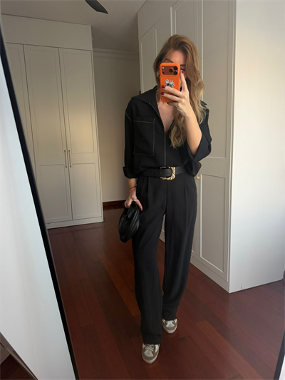 Orijinal Model , Beyaz Dikiş Detaylı , Tok Tencel , Siyah Takım