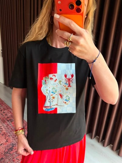 Orijinal Marka , Yengeç Motifli , Taşlı Siyah T-shirt