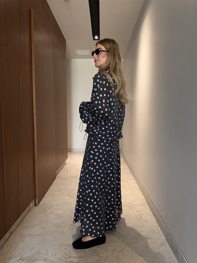 Kolları & Beli Lastikli , Siyah , Premium Puantiyeli Takım