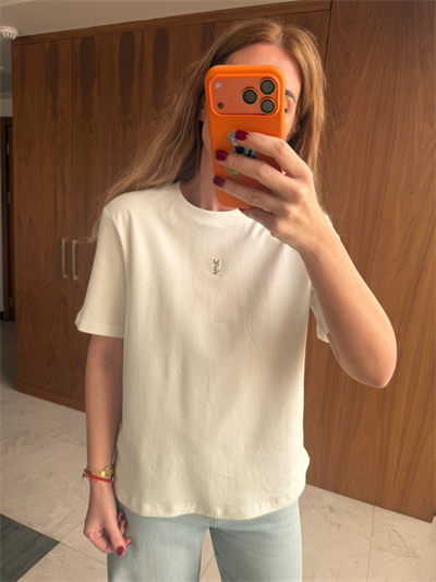 Orijinal Model , Metal Logolu , Beyaz T-shirt