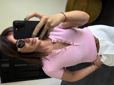 Önü Gold Patpat Detaylı , Pembe T-shirt