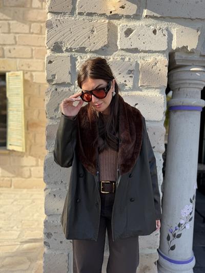 Yakası Çıkabilir Kürklü , Acı Kahve , Kruvaze Deri Mont