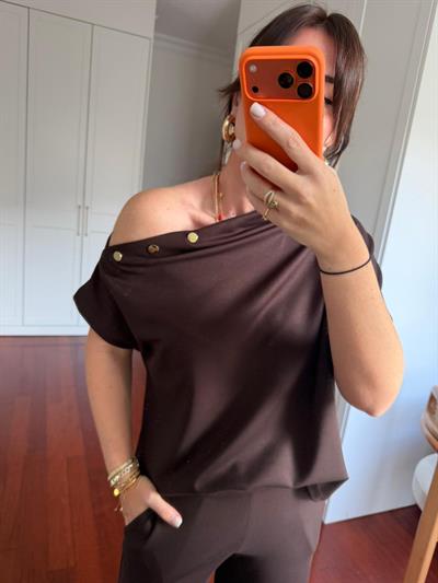 Orijinal Marka , Omzu Gold Detaylı , Acı Kahve , Tok Modal Takım