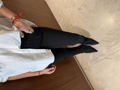 Bir Beden İncelten , Siyah , Yırtmaçlı Paça Pantolon