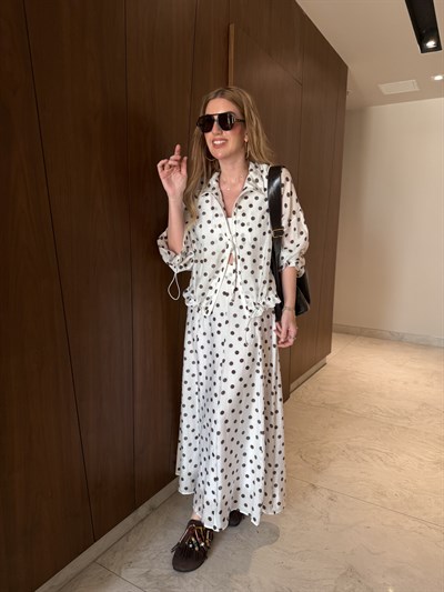 Kolları & Beli Lastikli , Ekru , Premium Puantiyeli Takım