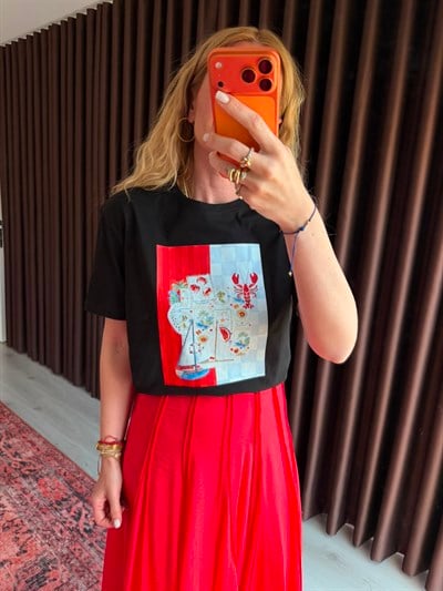 Orijinal Marka , Yengeç Motifli , Taşlı Siyah T-shirt