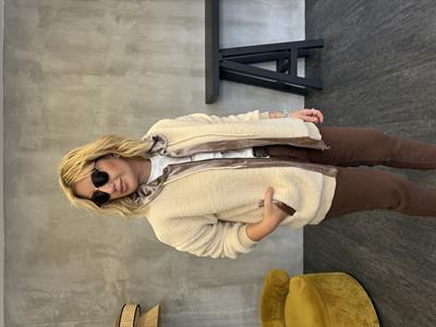 Orijinal Model Kadife Detaylı Peluş Mont