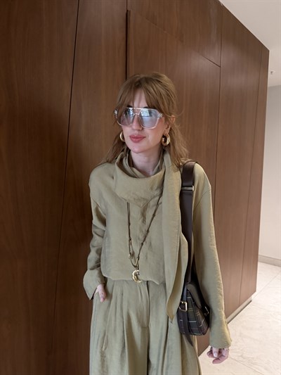 Yağ Yeşili Orijinal Model Fular Yakalı Gömlek & Pantalon Premium Tencel Takım
