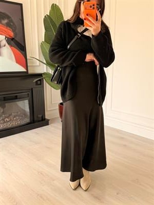 Maxi Boy , Siyah Saten Etek